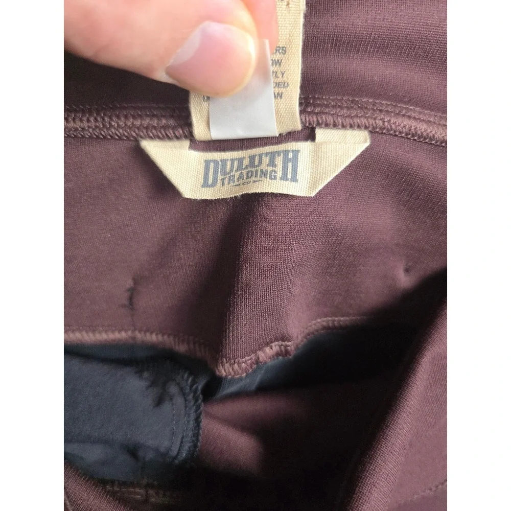 Duluth Trading Co Womens Size 8 Mauve Plum Active Skirt Zipper Pockets Stretch